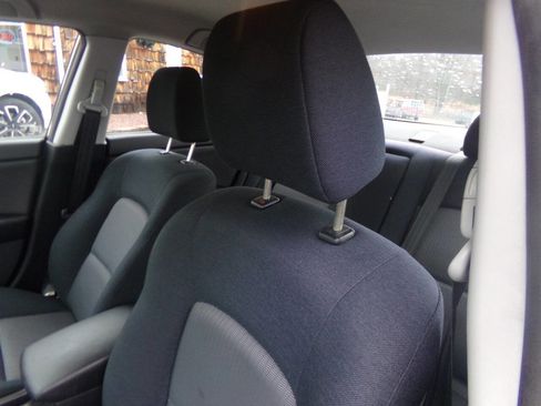 Used 2008 MAZDA MAZDA3 i Touring image 13