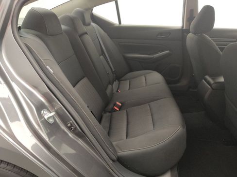 Used 2024 Nissan Altima 2.5 SV image 19