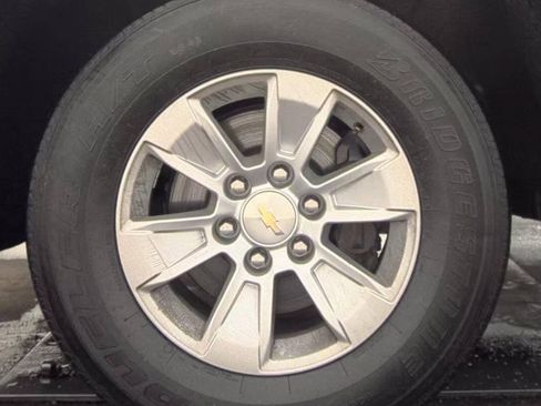 Used 2021 Chevrolet Silverado 1500 LT w/ Fleet Comfort Package AWD/4WD image 9
