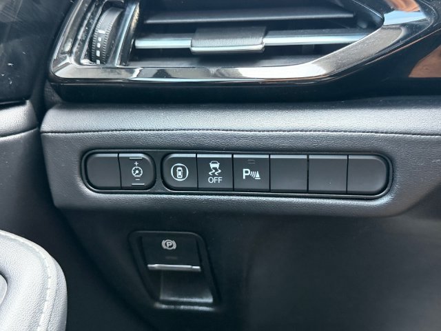 Certified 2024 Acura MDX w/ Technology Package FWD image 31