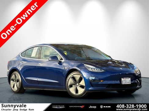 Used 2020 Tesla Model 3 Long Range image 1