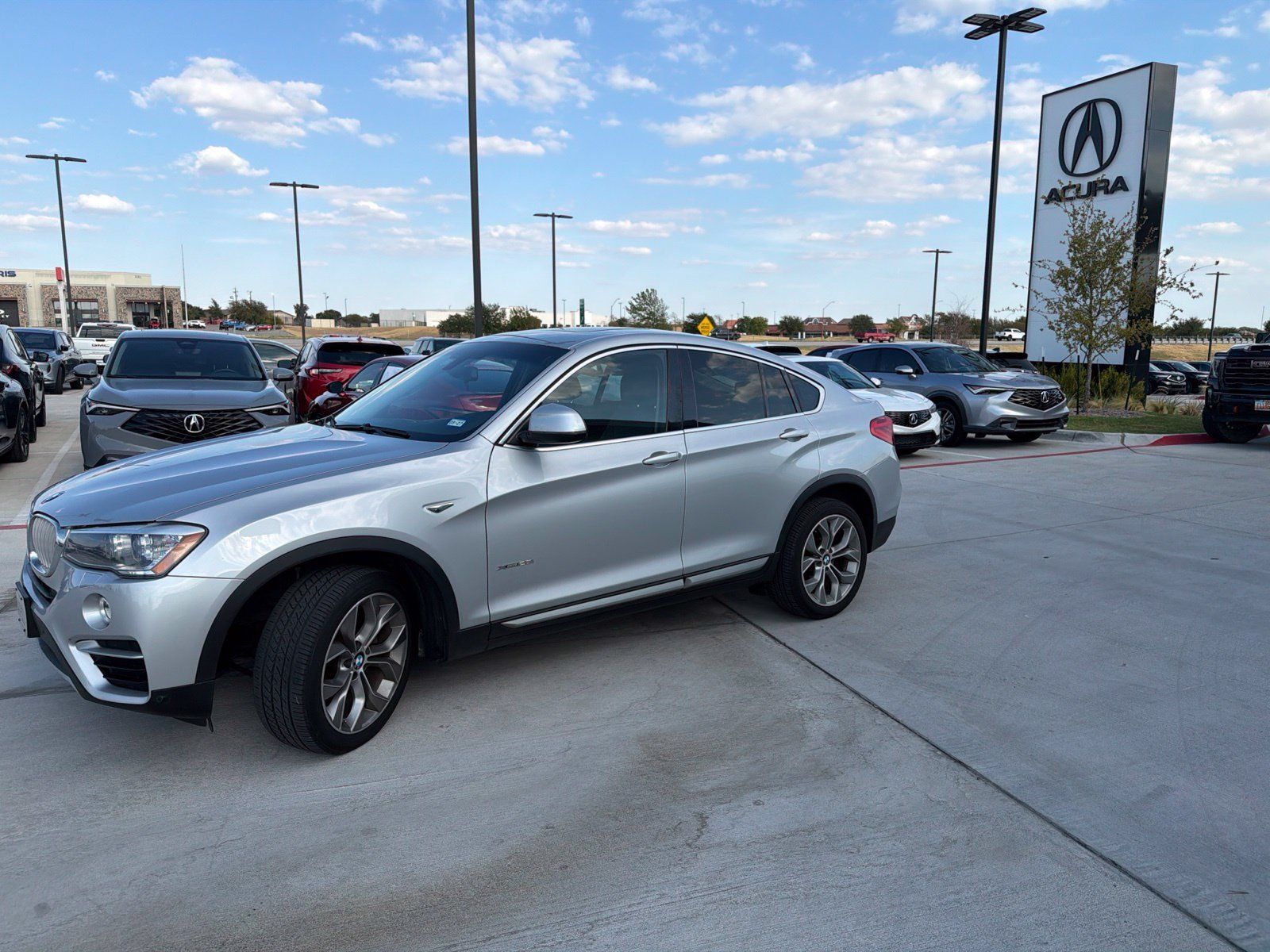 Used 2015 BMW X4 xDrive28i AWD/4WD image 4