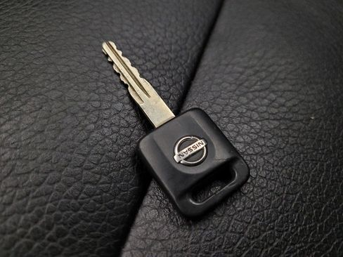 Used 2013 Nissan Titan SL w/ SL Max Utility Pkg RWD image 32