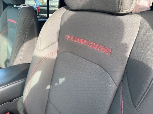 Used 2023 Jeep Wrangler Unlimited Rubicon w/ Cold Weather Group image 24