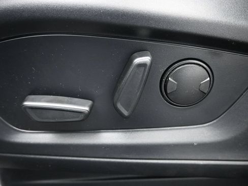 New 2026 Ford Explorer Active RWD image 10
