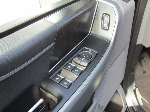 Certified 2022 Ford F150 XLT w/ Equipment Group 302A High image 20