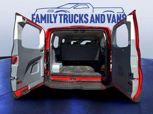 Used 2016 Ford Transit 150 XL image 19