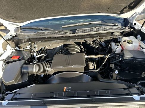 Used 2024 Chevrolet Silverado 2500 Custom image 33