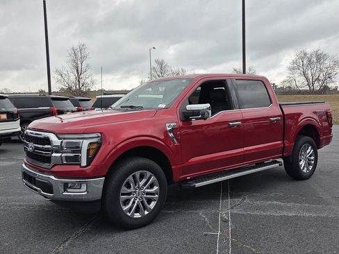 Used 2024 Ford F150 Lariat w/ FX4 Off-Road Package AWD/4WD image 3