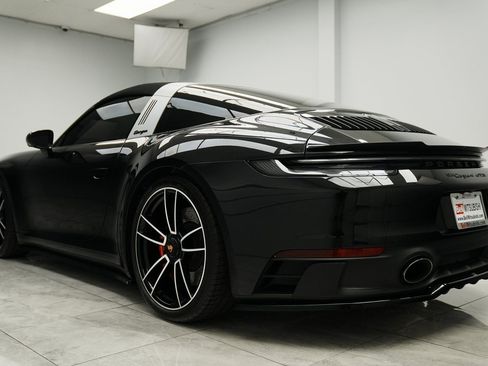 Used 2022 Porsche 911 Targa 4 GTS image 5