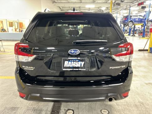 Used 2019 Subaru Forester Limited image 26