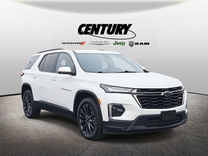 Used 2022 Chevrolet Traverse RS w/ LPO, Floor Liner Package
