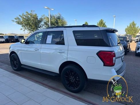 Used 2024 Ford Expedition XLT RWD image 7