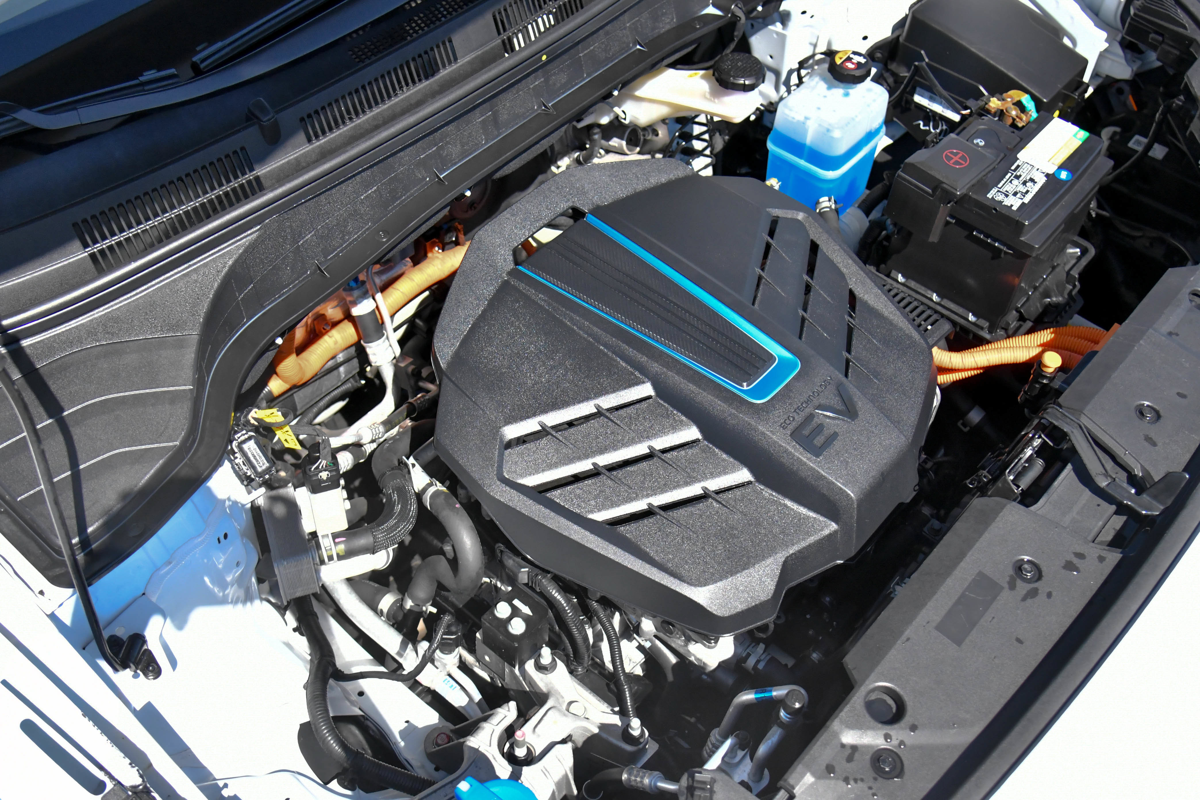 Used 2023 Hyundai Kona SEL w/ Cargo Package FWD image 50