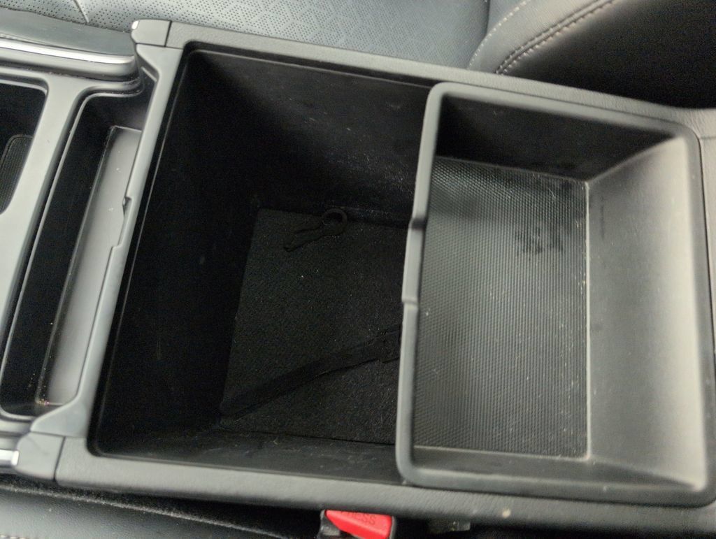 Used 2022 Kia Sorento S w/ Panoramic Sunroof Package FWD image 41