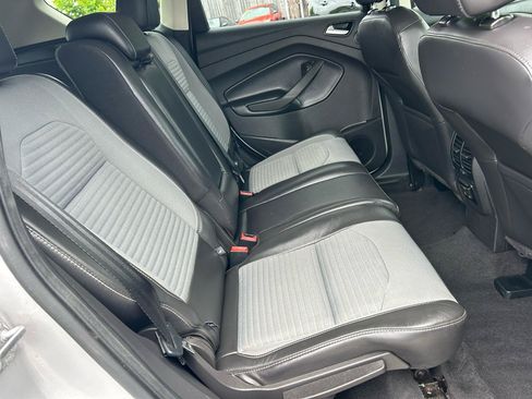 Used 2017 Ford Escape Titanium FWD image 11