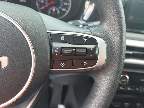 Used 2023 Kia K5 LXS FWD image 17