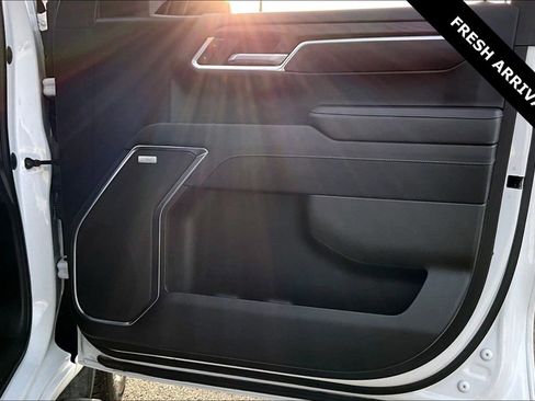 Used 2023 GMC Sierra 1500 SLT image 27