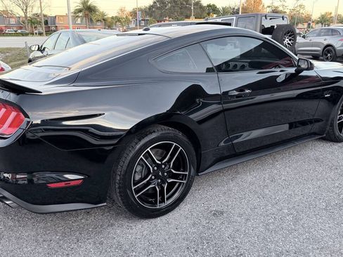 Used 2019 Ford Mustang GT RWD image 8