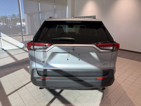 Used 2025 Toyota RAV4 XLE image 4
