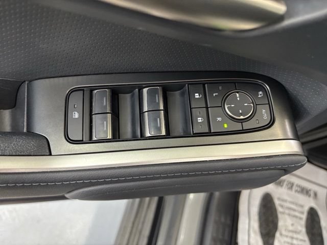 Used 2024 Lexus GX 550 w/ Cold Area Package AWD/4WD image 9