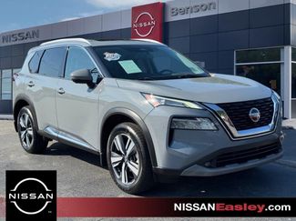 Used 2021 Nissan Rogue SL w/ Premium Package image 1