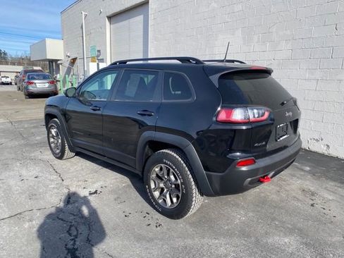 Used 2022 Jeep Cherokee Trailhawk w/ Comfort/Convenience Group image 9