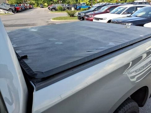 Used 2025 Chevrolet Silverado 1500 RST AWD/4WD image 15