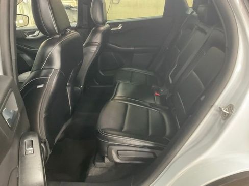 Certified 2025 Ford Escape Platinum image 14