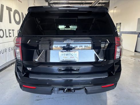 Used 2023 Chevrolet Suburban Z71 w/ Luxury Package image 32