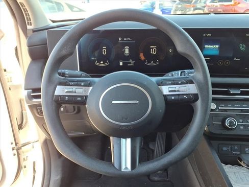 Certified 2025 Hyundai Tucson SE image 20