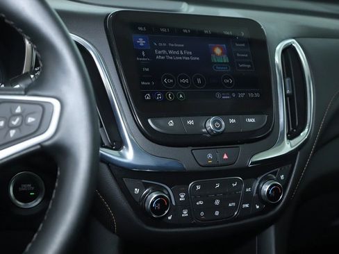 Used 2023 Chevrolet Equinox Premier image 26