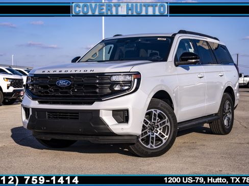 New 2025 Ford Expedition Active image 1