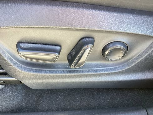 Used 2023 Toyota Crown XLE image 14