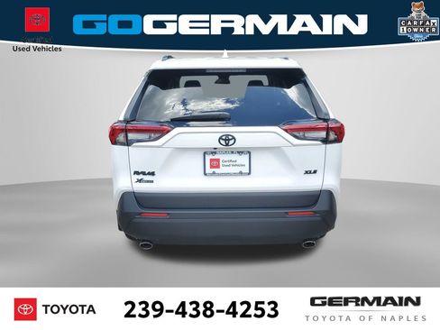 Used 2025 Toyota RAV4 XLE w/ Convenience Package FWD image 9