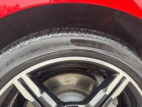 Used 2021 Ford Mustang GT Premium w/ Equipment Group 401A image 15