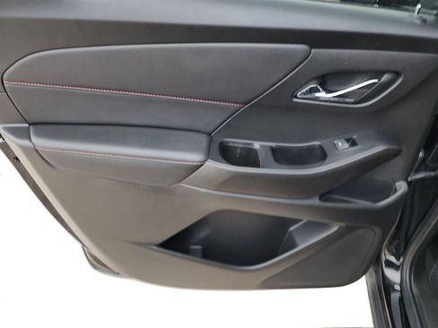 Used 2023 Chevrolet Traverse RS image 21