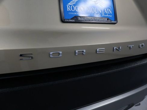 Used 2021 Kia Sorento SX Prestige image 10