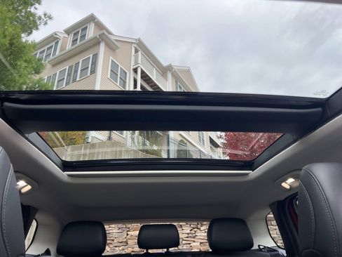 Used 2025 MAZDA CX-50 2.5 Hybrid w/ Premium Plus Pkg image 22