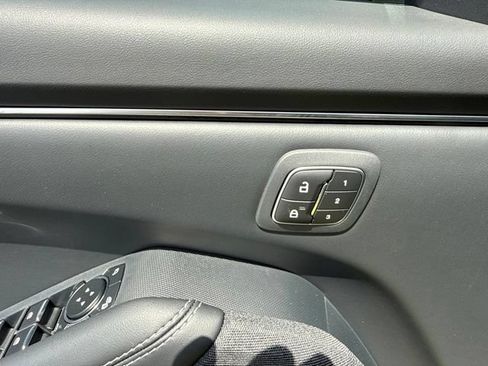 Used 2025 Ford Mustang Mach-E Premium AWD/4WD image 43