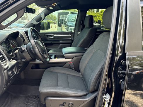 Used 2020 RAM 1500 Big Horn AWD/4WD image 6