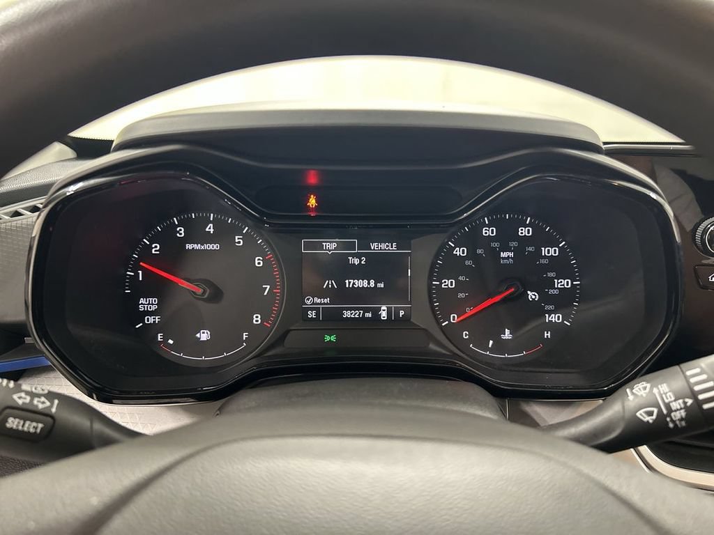 Used 2024 Chevrolet Trax LS w/ LS Convenience Package FWD image 13