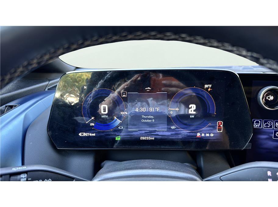 Used 2024 Chevrolet Equinox EV LT FWD image 39