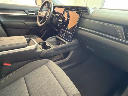 Used 2026 GMC Terrain Elevation FWD image 25