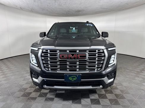 Certified 2025 GMC Yukon Denali AWD/4WD image 2