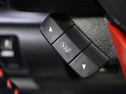 Used 2023 Subaru Forester Sport image 37