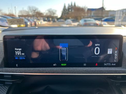 Used 2024 Ford Mustang Mach-E Premium image 23