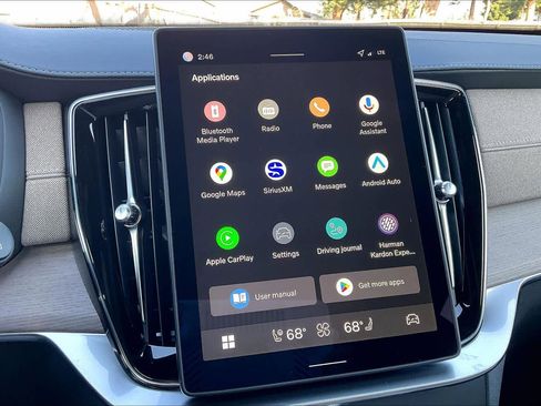 New 2026 Volvo XC90 T8 Plus w/ Protection Package Premier image 21