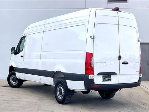 New 2025 Mercedes-Benz Sprinter 2500 image 12