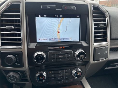 Used 2016 Ford F150 Lariat w/ Equipment Group 502A Luxury image 11